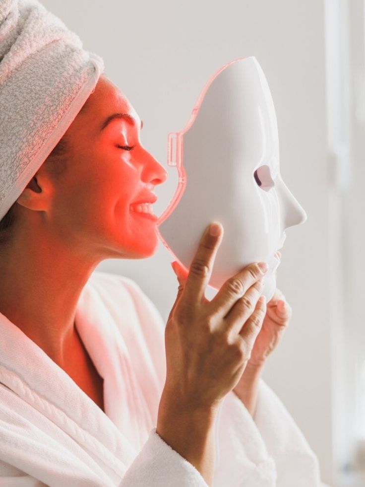 Beautybeat LUMI•PRO™ LED Therapy Mask